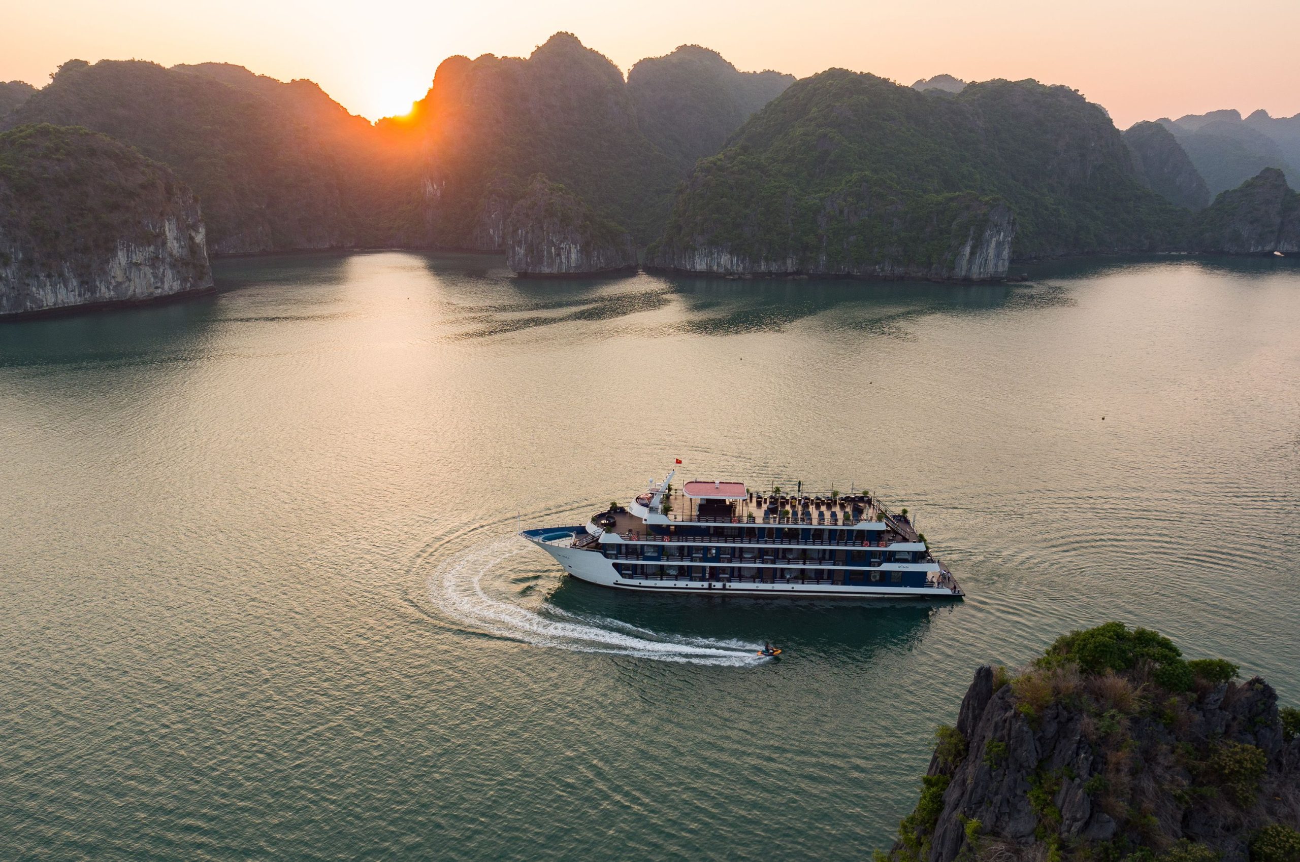 ROSY CRUISE - FROM 148 USD/PERSON 